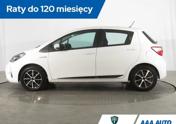 Toyota Yaris cena 58000 przebieg: 83212, rok produkcji 2018 z Torzym małe 106